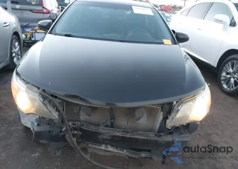 2012 Toyota Camry Se z USA, uszkodzony, nr VIN 4T1BF1FK6CU153125